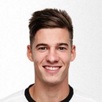 Santi Mina